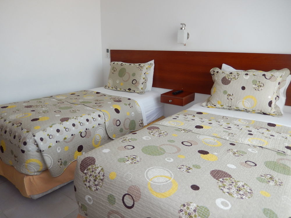 Premium Suites Business Aparthotel Equipetrol 산타 크루즈 드 라 시에라 외부 사진