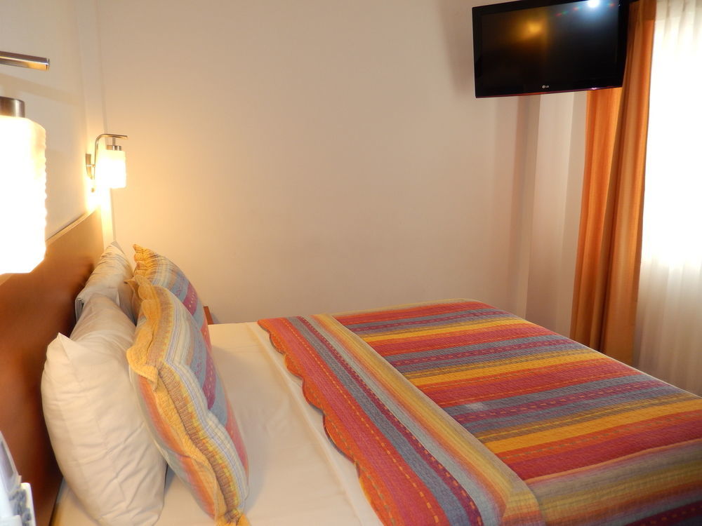 Premium Suites Business Aparthotel Equipetrol 산타 크루즈 드 라 시에라 외부 사진